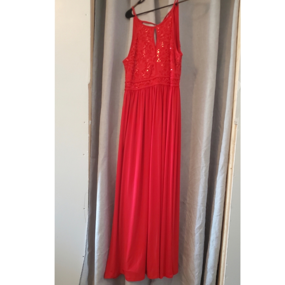 Red party dress